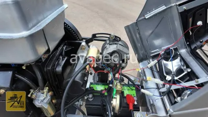 Минитрактор Феникс Р-2 с отвалом